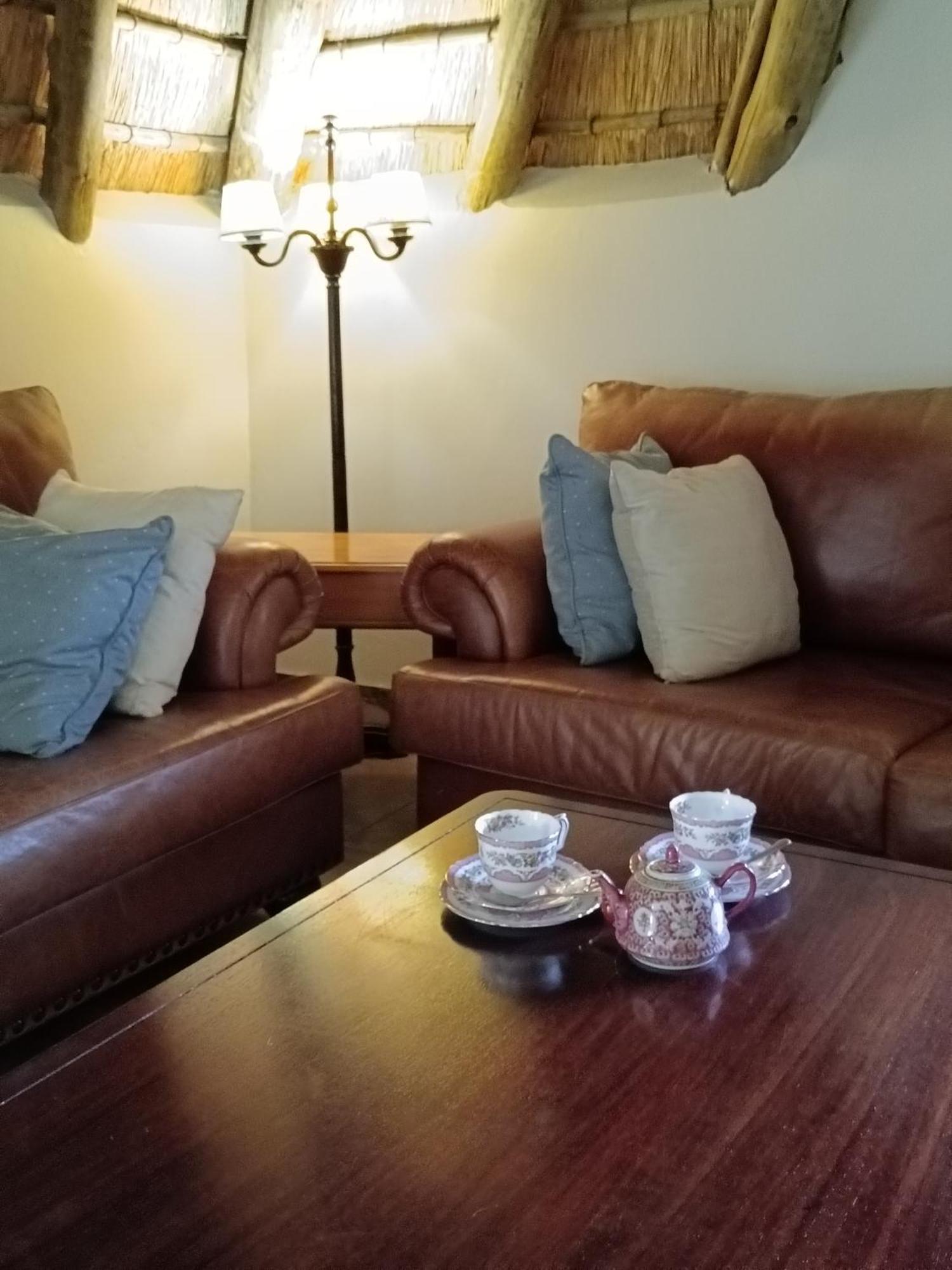 Inkungu Lodge Champagne Valley Εξωτερικό φωτογραφία