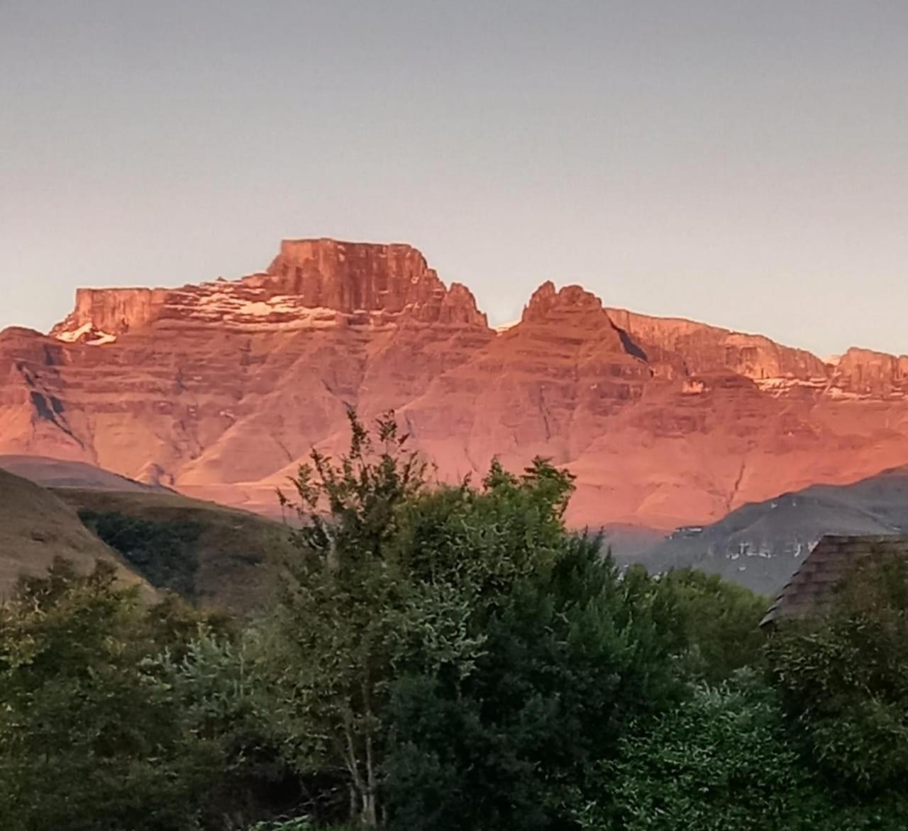 Inkungu Lodge Champagne Valley Εξωτερικό φωτογραφία