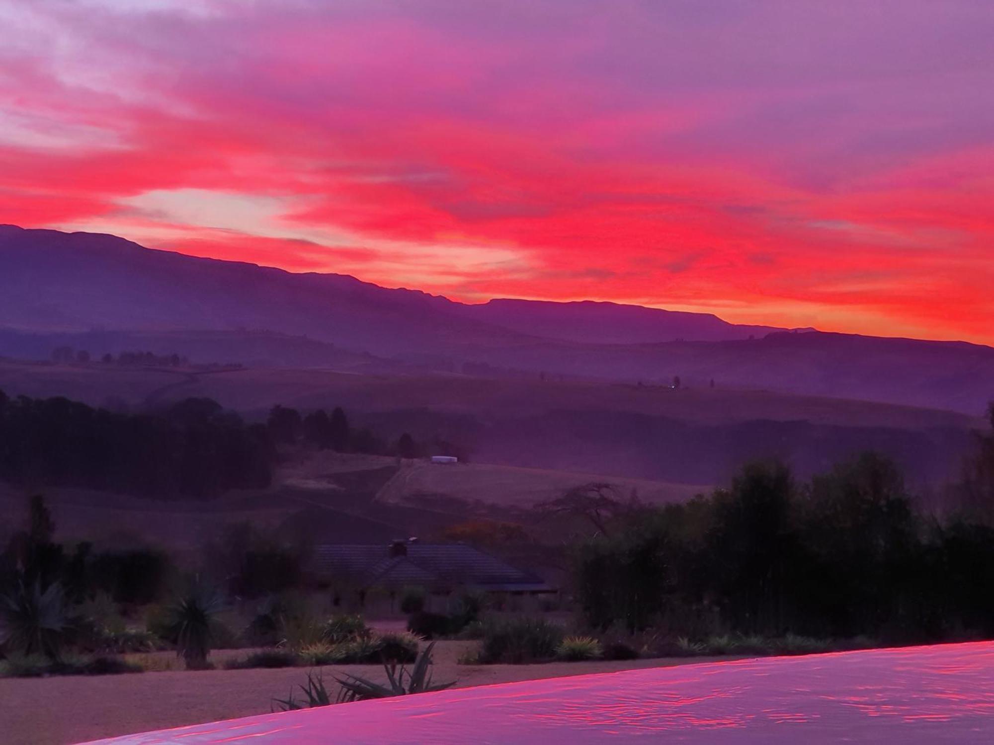 Inkungu Lodge Champagne Valley Εξωτερικό φωτογραφία