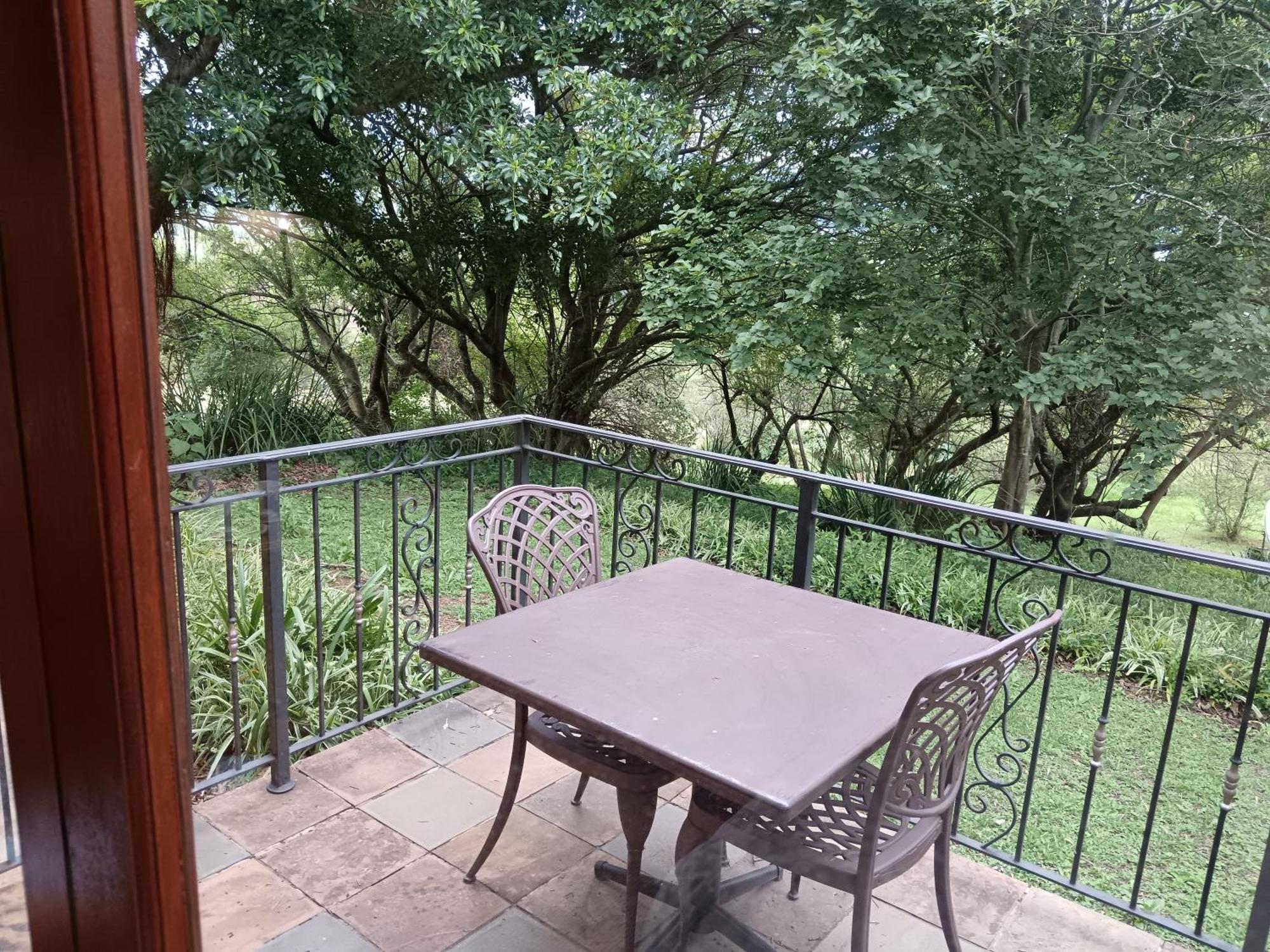 Inkungu Lodge Champagne Valley Εξωτερικό φωτογραφία