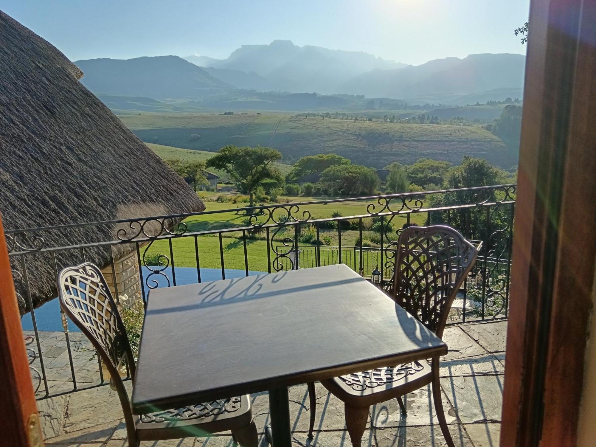 Inkungu Lodge Champagne Valley Εξωτερικό φωτογραφία